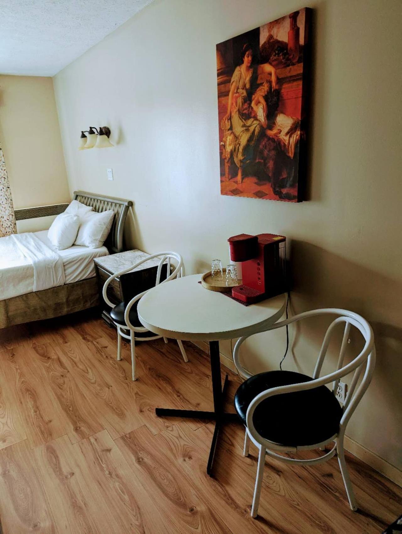 Hotel Motel Granby Eksteriør billede